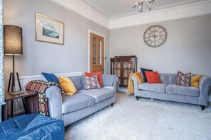 Traditional House | Living area