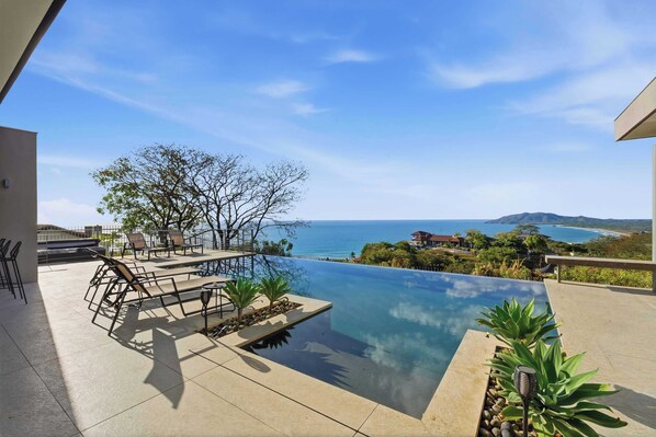 Pool - Infinity Ocean Views & Mountain in Every Corner (Playa Tamarindo)