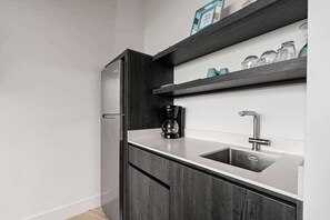 Interior - Infinity Ocean Views & Mountain in Every Corner (Playa Tamarindo)