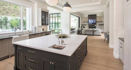 Mandeville Canyon - Exquisite Contemporary Farmhouse with Pool & Spa