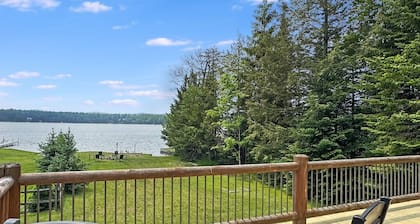 Fairview Lodge on 4th Lake