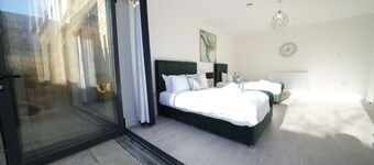 Ealing Broadway Great Stay