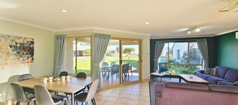 Pelican Shore Villa 22 - Kalbarri WA