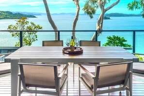 Outdoor dining - Shorelines 10, Shorelines 10 (Hamilton Island)