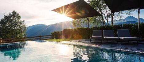 Apartament | Piscina | Piscina a l'aire lliure