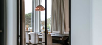 Villa for 8 Guests Steps From the Beach