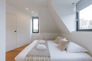 Villa | 4 bedrooms, desk, Internet - Villa for 8 Guests Steps From the Beach (Knokke-Heist)