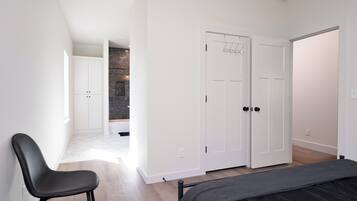 3 Schlafzimmer, Bügeleisen/Bügelbrett, WLAN, Bettwäsche