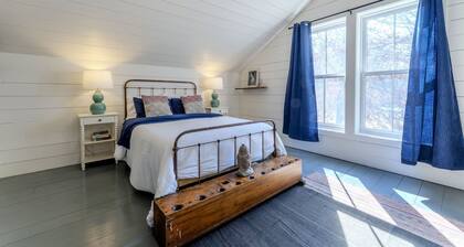 Kapitan’s cottage a Rustic Private Catskill Getaway Near Kingston