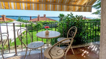 Comfort Apartment, 1 Bedroom, Sea View | Terrace/patio