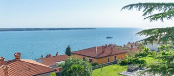Apartments Apartim Piran