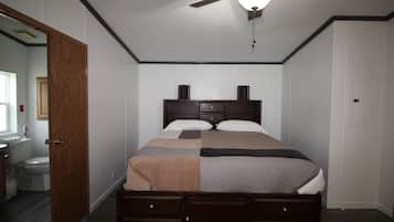 3 habitaciones y ropa de cama