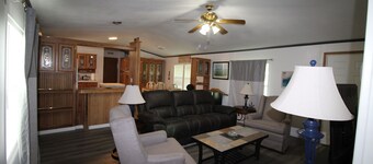 334 N Harbor - Perfect Place to getaway & relax!
