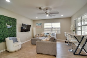 Front of property - 4 Mi to Dtwn: Pet-friendly Tampa Retreat (Tampa)