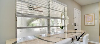 4 Mi to Dtwn: Pet-friendly Tampa Retreat