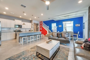 Interior - 7 Mi to Disney: Davenport Family Getaway w/ Pool! (Davenport)