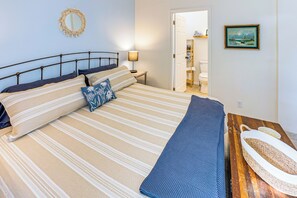 House (2 Bedrooms) | Interior - 1 Mi to Tubbs Hill & Lake: Midtown Home w/ Yard! (Coeur d'Alene)