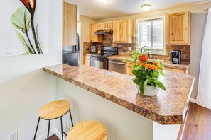 House (2 Bedrooms) | Interior - 1 Mi to Tubbs Hill & Lake: Midtown Home w/ Yard! (Coeur d'Alene)