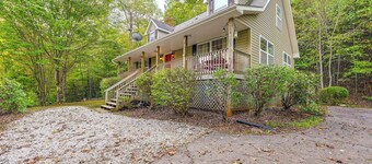 7 Mi to Franklin: Peaceful Home w/ Deck & Yard!