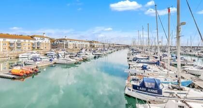 On the Water 5 With Free Parking By My Getaways