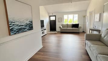 Smart TV, books