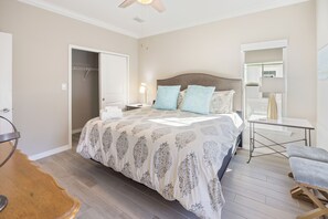 2 chambres, fer et planche à repasser, Wi-Fi gratuit, draps fournis
