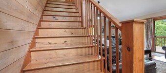 Azure Springs- Secluded Mountain Retreat in Dahlonega. Perfect for Families!
