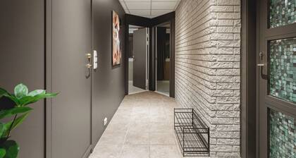 Arctic Homes - Downtown Penthouse