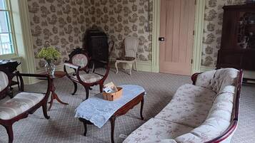 智能電視、書籍