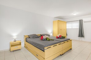 3 Schlafzimmer, Bügeleisen/Bügelbrett, kostenloses WLAN, Bettwäsche