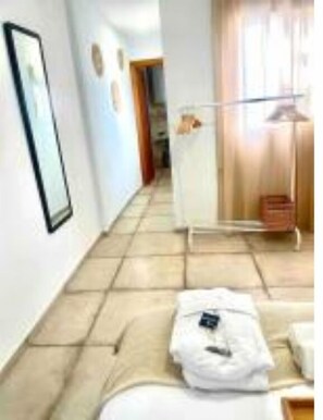 1 habitación, wifi y ropa de cama 