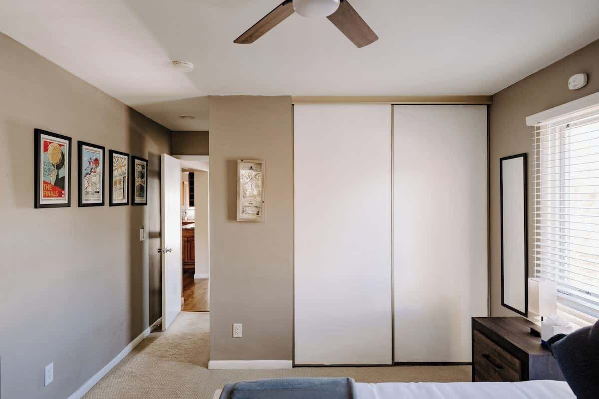 3 bedrooms, desk, iron/ironing board, WiFi