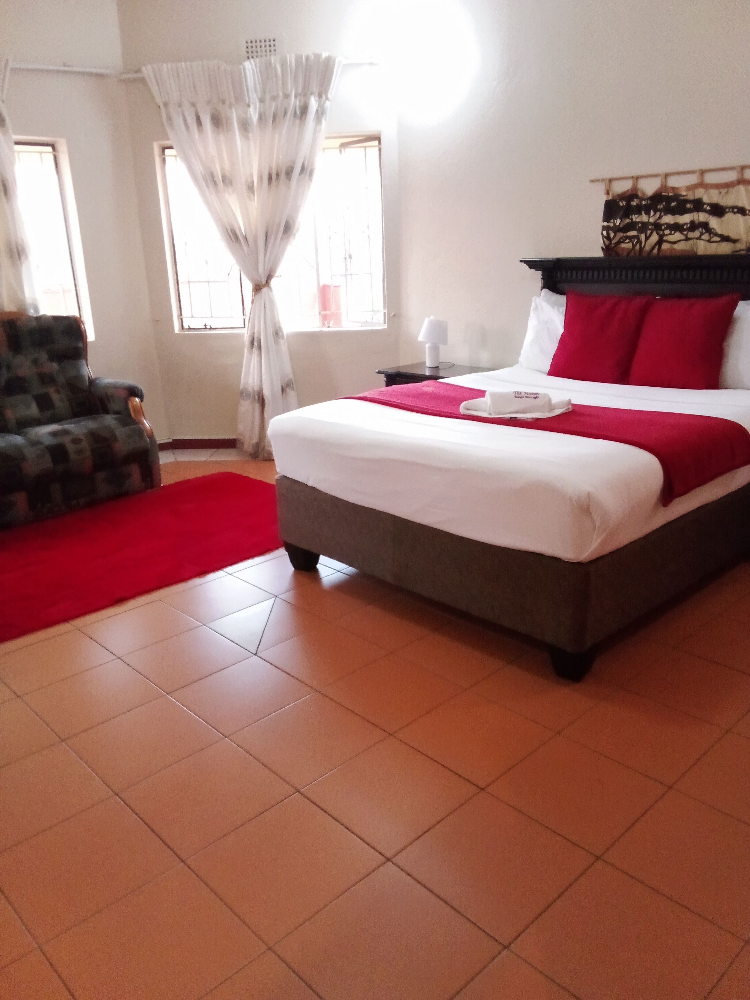 Bureau, espace de travail pour ordinateur portable