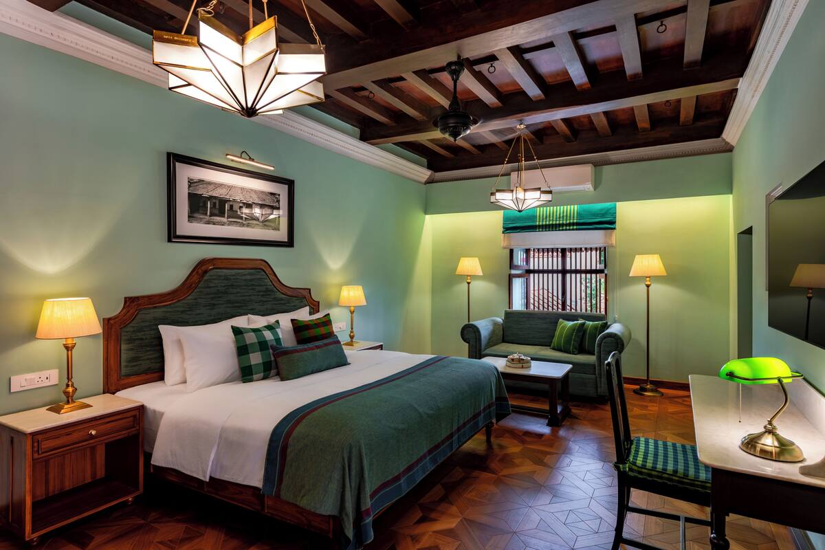 The Thamarai Suite | Bathroom