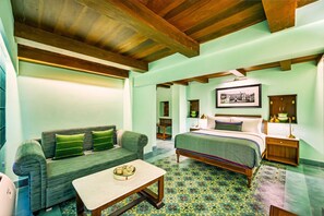 Chambre Double Luxe, vue cour intérieure