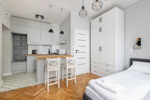 Studio - 1 queensize-säng | Strykjärn/strykbräda och gratis wi-fi