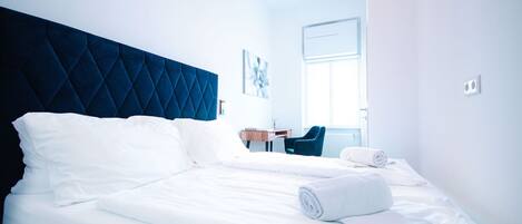 Caja de seguridad en la habitación y decoración personalizada