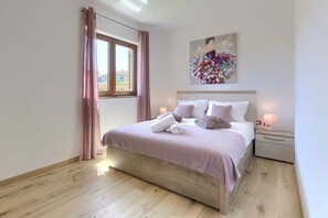 5 bedrooms, iron/ironing board, WiFi, bed sheets - Villa Linden Tree in Pula (Pula)