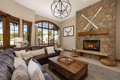 Iron Horse Manor 4 Bedroom Home