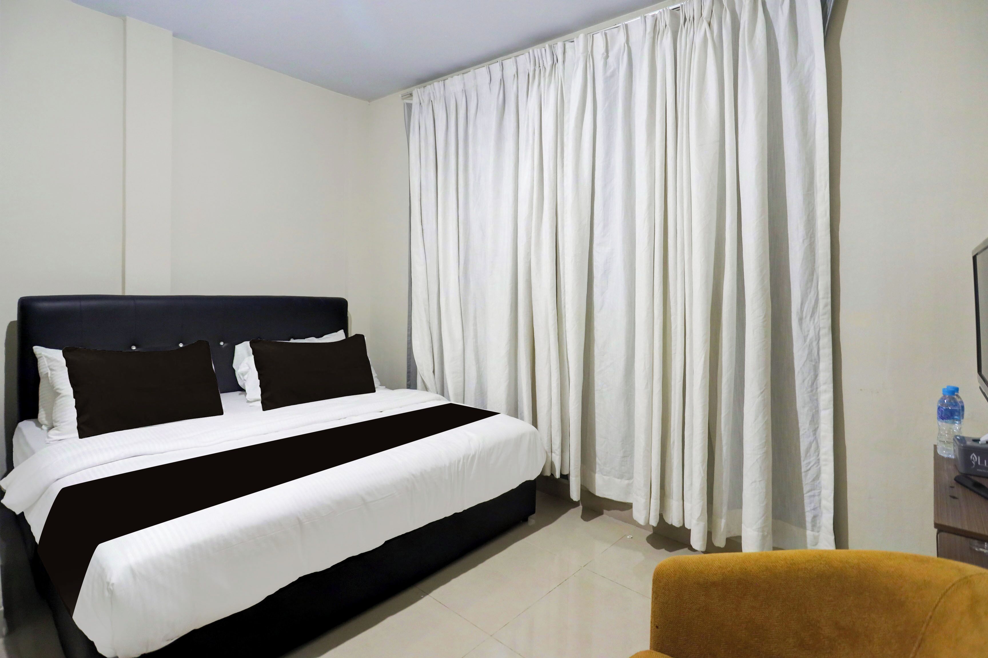 华丽双人房 | 埃及棉床单、高档床上用品、笔记本电脑工作区、免费 WiFi