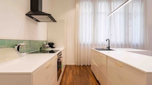 Basic Apartment | Private kitchen