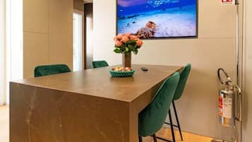 Dineren