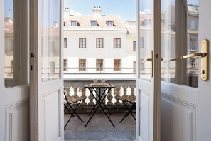 Superior Apartment | Terrace/patio