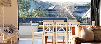 4-Bedroom Stunning Holiday Home In Newquay
Sauna, Ice Bath, Hot Tub & Gym.