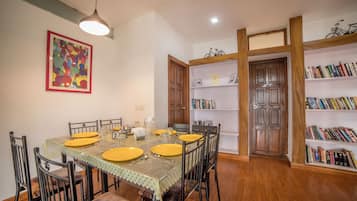 Villa, 3 habitaciones | Servicio a la habitación