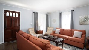 Living area - The Little Blue in Bham (Birmingham)