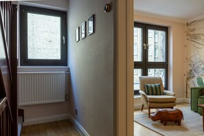 Exterior - Spacious 2BR House by Madame Tussauds  (London)