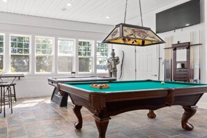 Spielezimmer