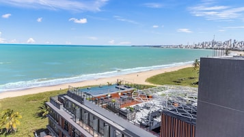 Na praia