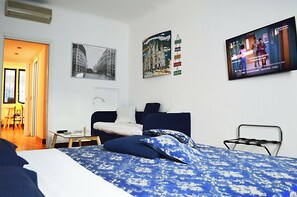 1 bedroom, iron/ironing board, WiFi, bed sheets - Room Inn suite. A b&b with hotel treatment, breakfast in room included (milano)